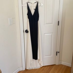 Express white black dress. Zipper and snap closure.